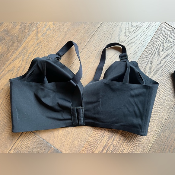 Momcozy nursing bra - Picture 3 of 3